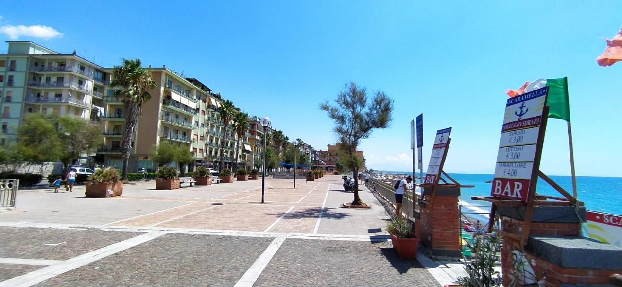 Holiday Home Casa Vacanze 살레르노 외부 사진